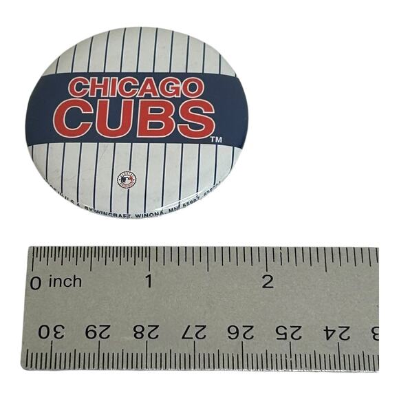 Vintage MLB Chicago Cubs 1980s Pinstripe Pinback Button - Picture 4 of 4